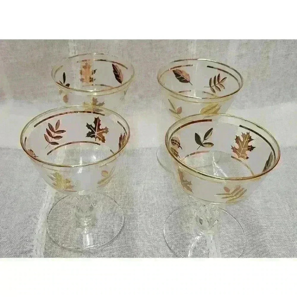 Set of 4-Gold Leaf Frosted Goblets - Picture 4 of 4